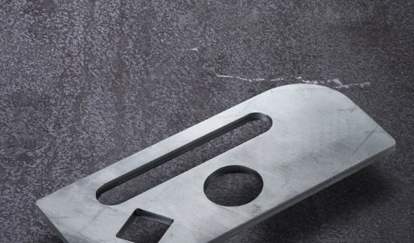 LISSMAC.cz - Stroje pro opracování dílů laserem, plasmou, kyslíkem a vysekáváním